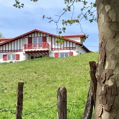 Maison Dans La Prairie Villa