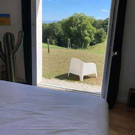 Villa Maison Dans La Prairie