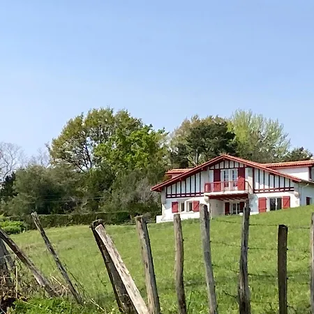 Maison Dans La Prairie 빌라 *