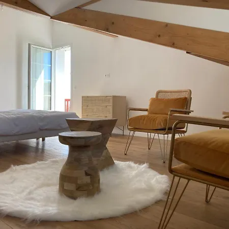 Maison Dans La Prairie Bidart